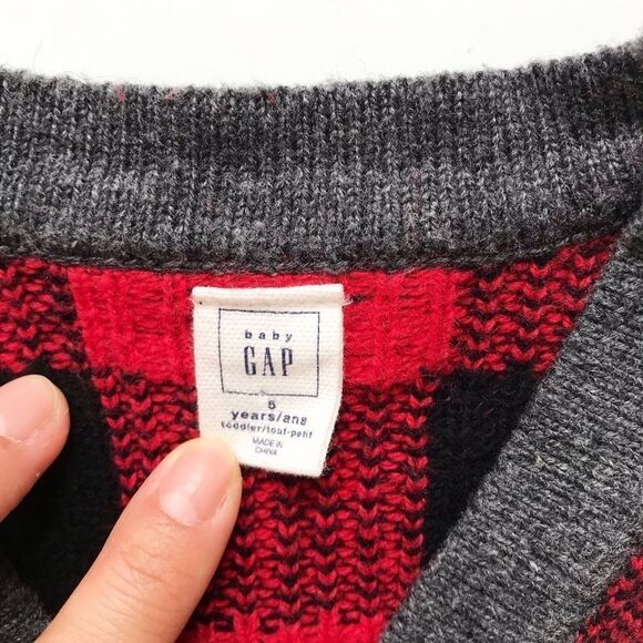 BABygap red/black buffalo plaid wool blend cardigan VGUC 5T - Picture 4 of 5